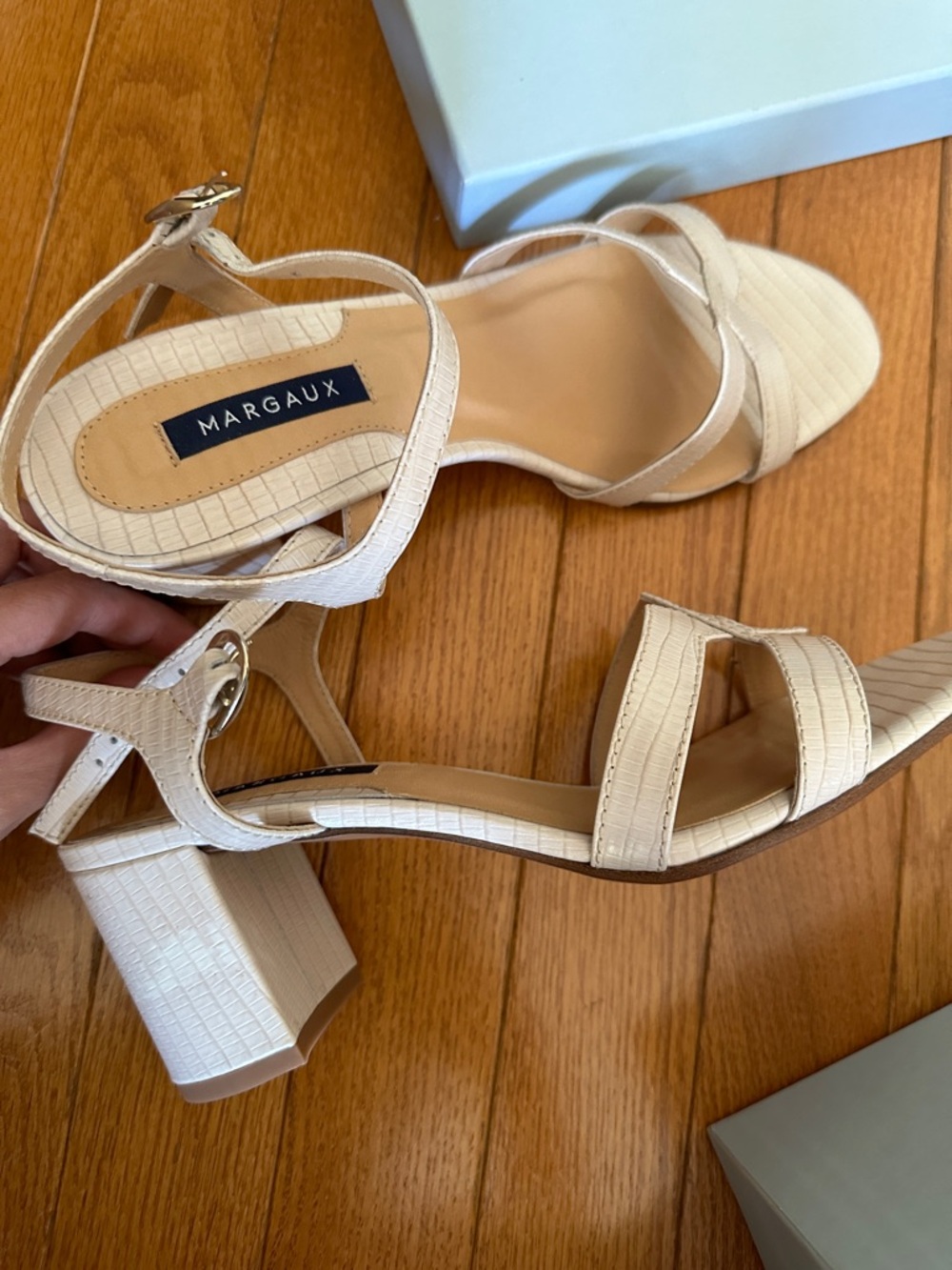 Margaux block heel sandals - Picture 2 of 5